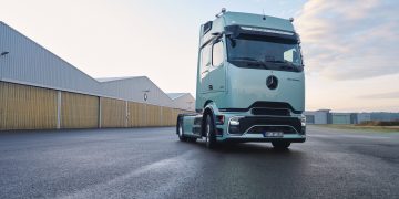 Novo Actros L: Eficiência e Inovação nas Estradas