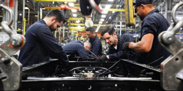 Recall de Eixo Traseiro: VOLKSWAGEN CAMINHÕES E ÔNIBUS.