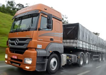 Qual a média do Axor 2536?